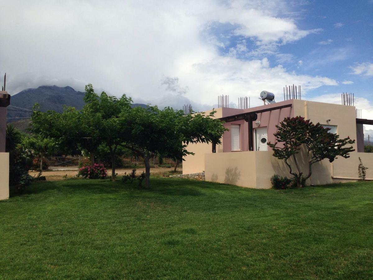 Kioni Villas Frangocastelo Bagian luar foto